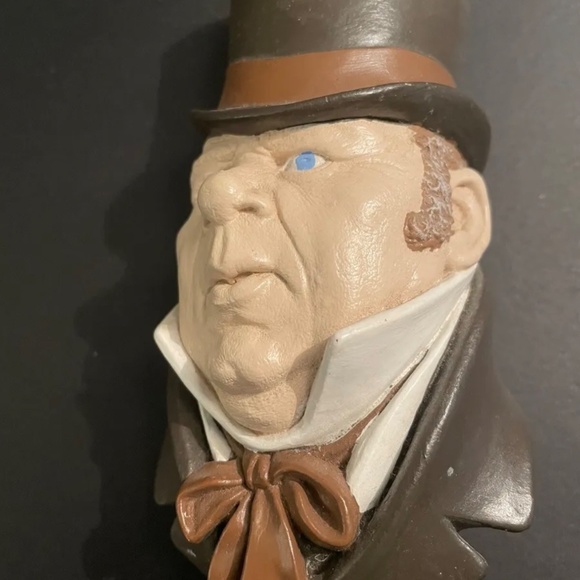 A Plaster Head Distinguished Gentleman - Picture 3 of 5